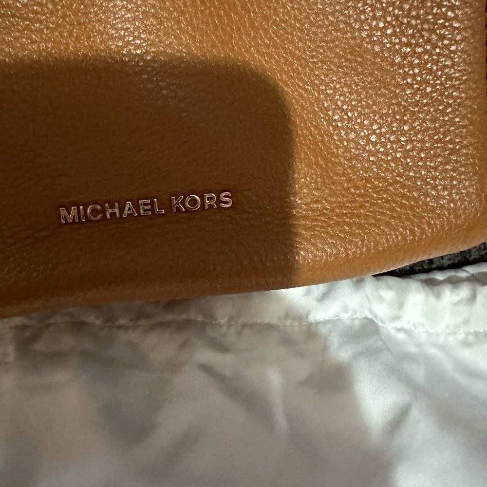 NWT Michael Kors Brooke Large Hobo - Picture 4 of 7
